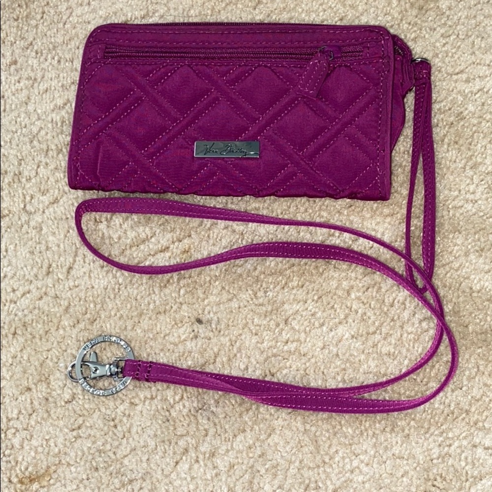 vera bradley wristlet